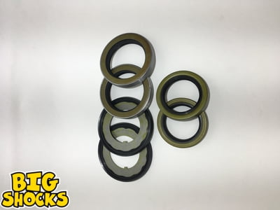 2.5 Ton Rear Axle Seal Kit