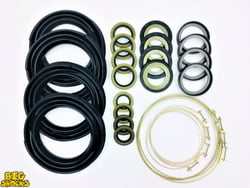 2.5 Ton (2) Steer Boot And Seal Kit